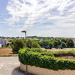 Carrilet 37 Pis Bonito * Girona
