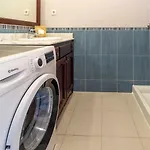 Apartament Carrilet 37 Pis Bonito